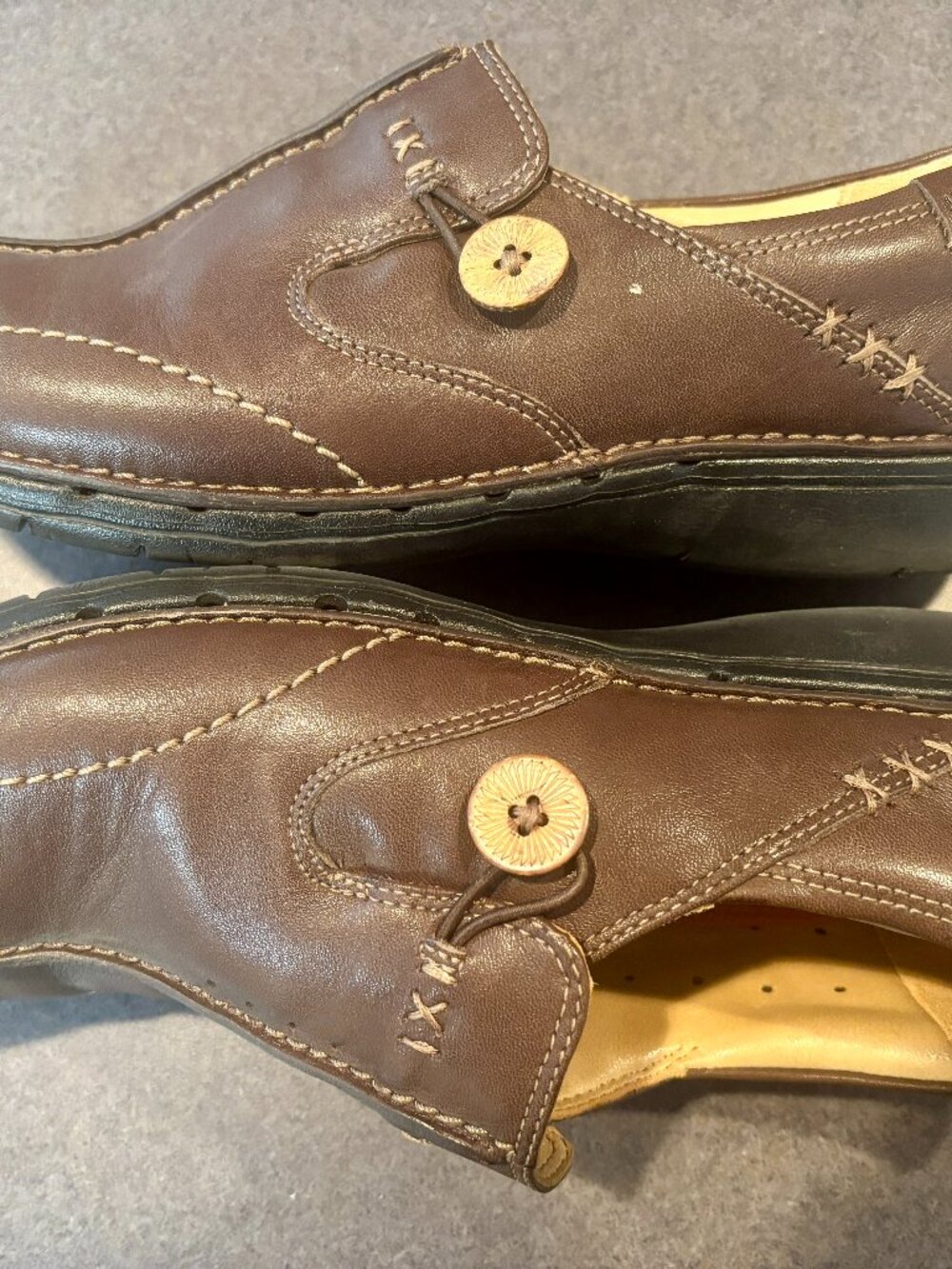 ~~Clarks Unstructured Brown Leather Slip-On Comfort Shoes Women Size 9.5  ******